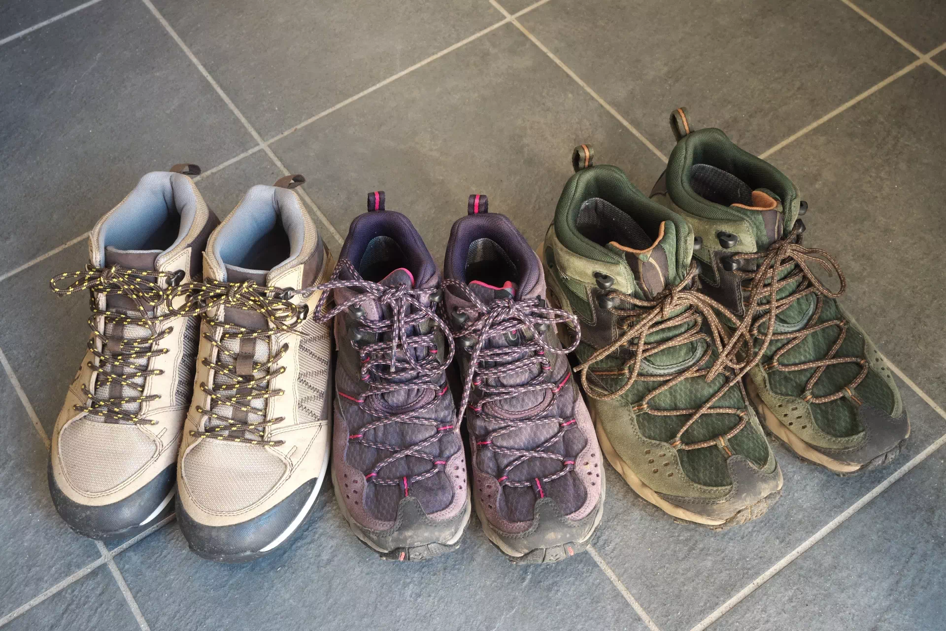 登山靴・トレッキングシューズ