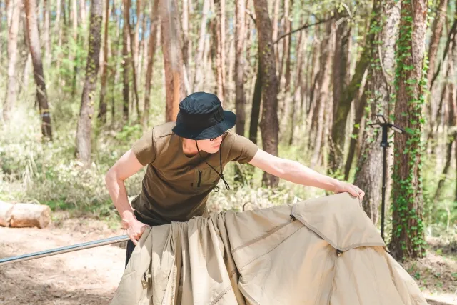 車キャンプ用テントの設営・撤収のコツ