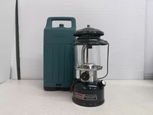Colemanのワンマントルランタン 286A ADJUSTABL(95年製)のグリーンカラー TOP