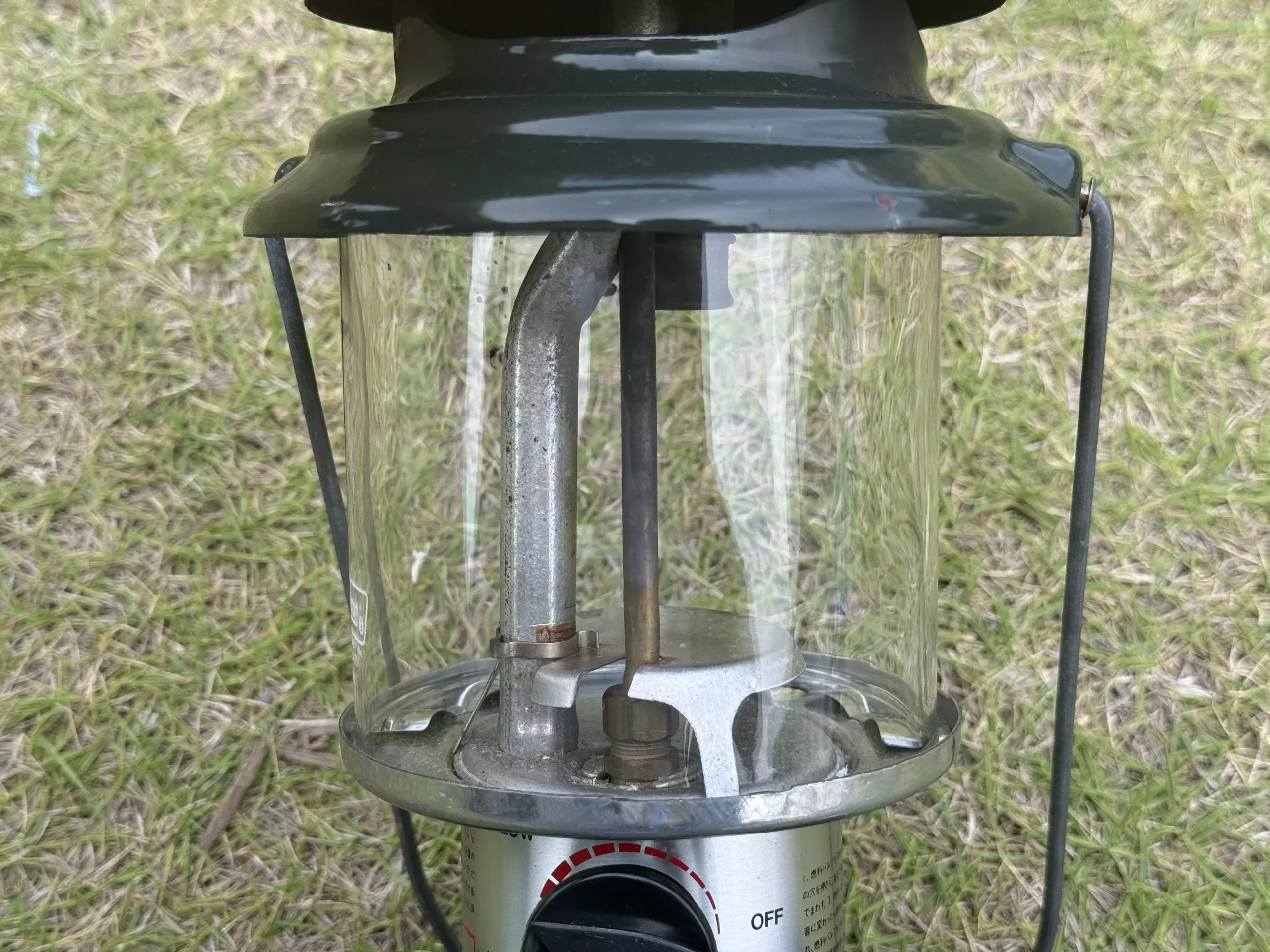 Colemanのワンマントルランタン 286A ADJUSTABL（95年製）のグリーンカラー　マントル付近