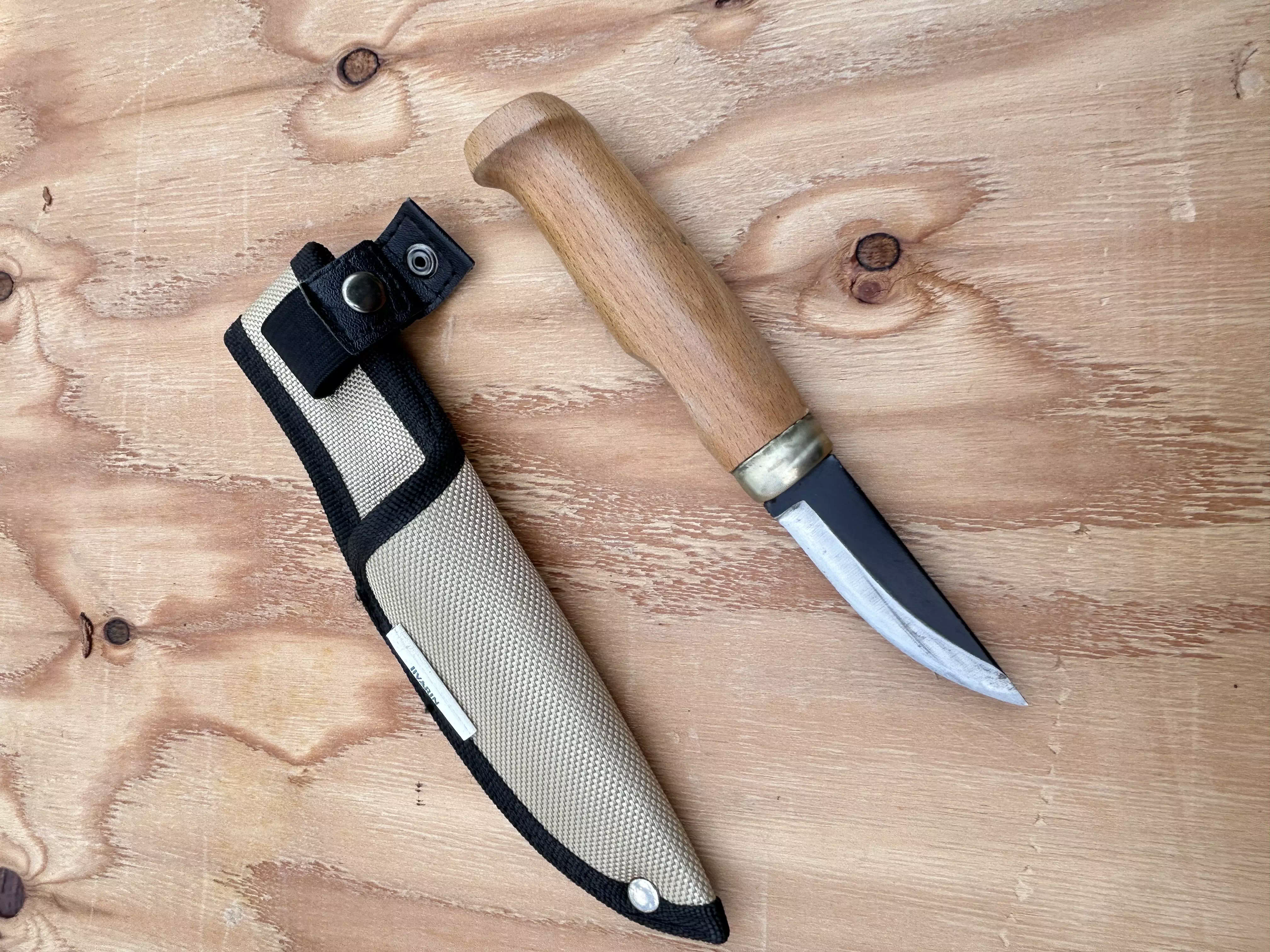 IVARIN PUUKKO TEHDASの「プーッコナイフウッドグリップ(ミディアム)