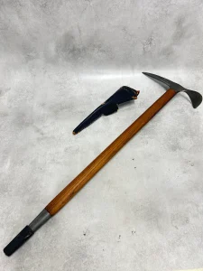 BHENDの「ビンテージ ウッドシャフトピッケル」　全体＋付属品
